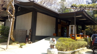 武田神社宝物館.jpg